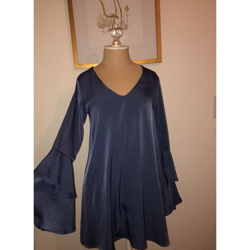 Lulu’s Silky Blue Bell Sleeve Dress